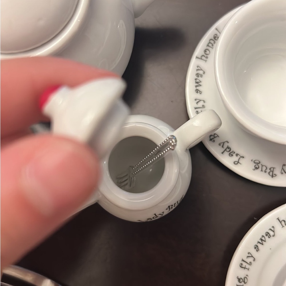 Miniature LadyBug Tea Set - Picture 5 of 6